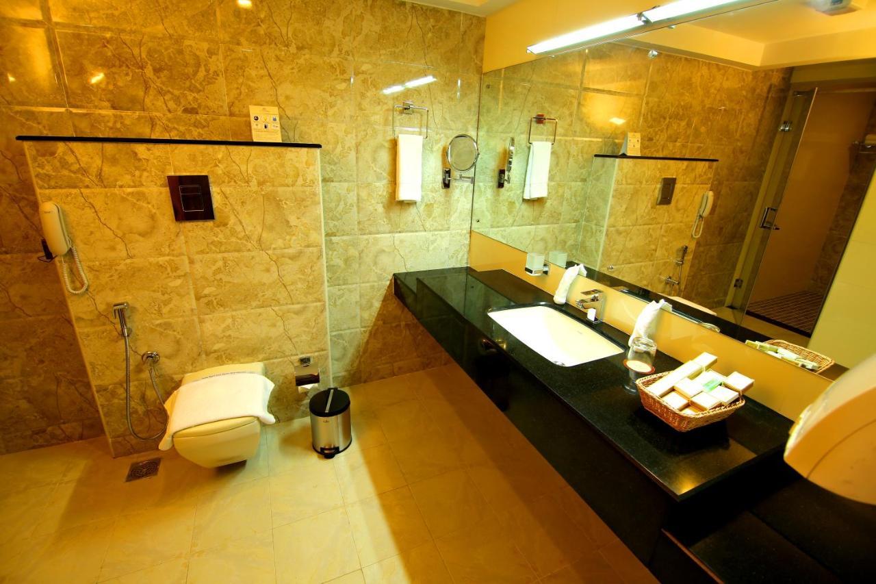 Hotel Hillway Park كولاّم المظهر الخارجي الصورة