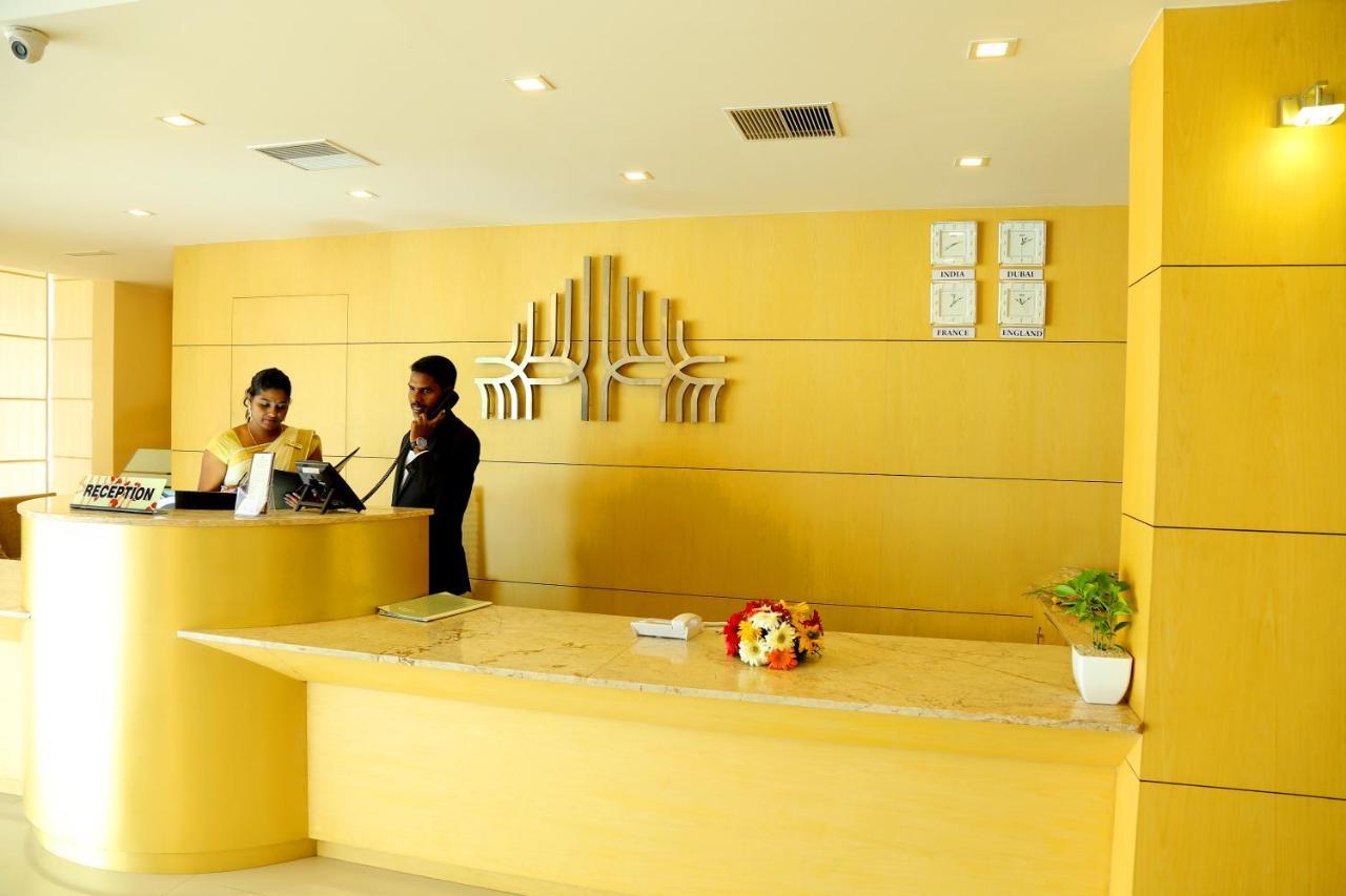 Hotel Hillway Park كولاّم المظهر الخارجي الصورة