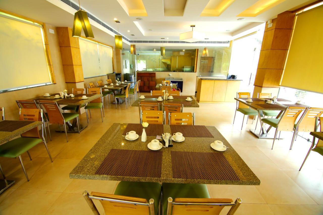 Hotel Hillway Park كولاّم المظهر الخارجي الصورة