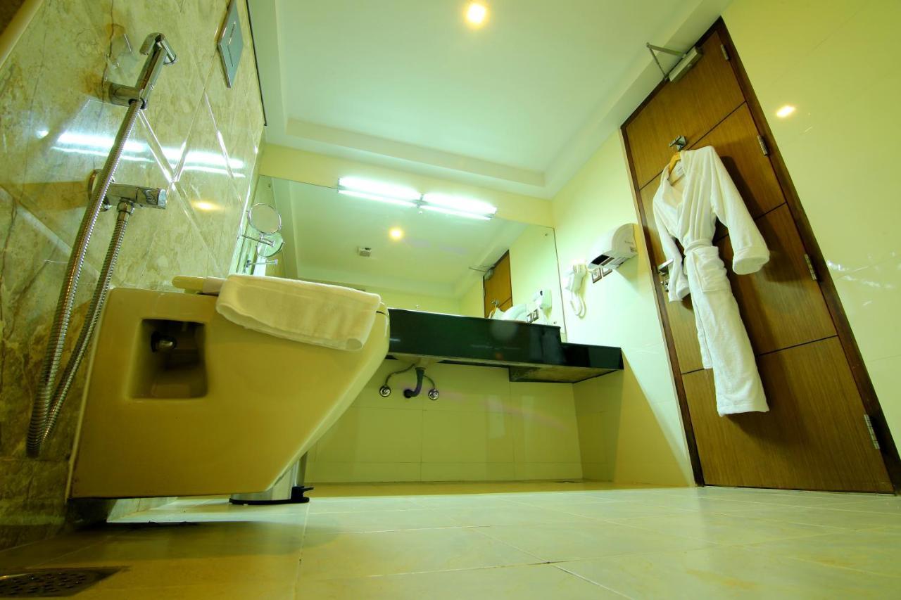 Hotel Hillway Park كولاّم المظهر الخارجي الصورة